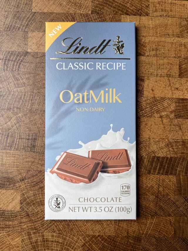 Is it Gelatin free? Lindt Classic Recipe Oatmilk Non-dairy Chocolate