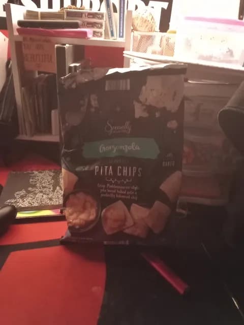 Is it Peanut Free? Specially Selected Gorgonzola Flavored Pita Chips